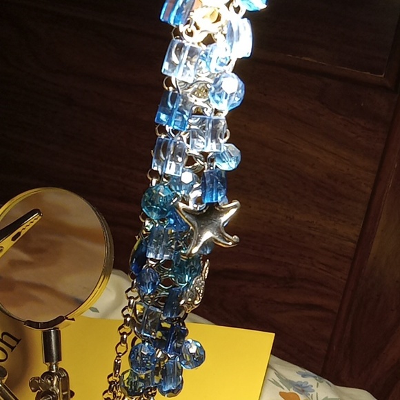 Necklace Blue beads on silver chain โ๏ธ starfish seashells - Picture 2 of 9